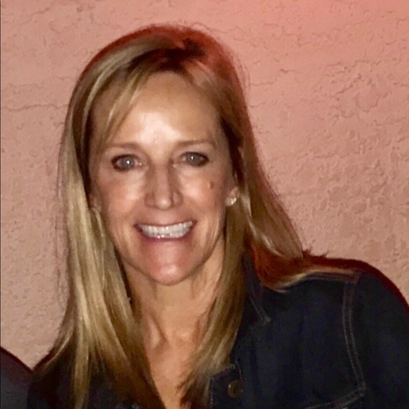 Meet your Posher, Barb - Picture 1 of 1